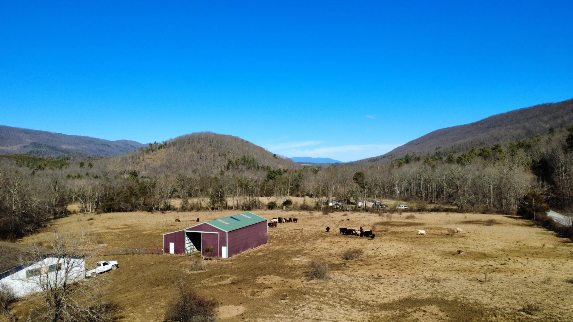 9210 Potts Creek RD - Photo 5