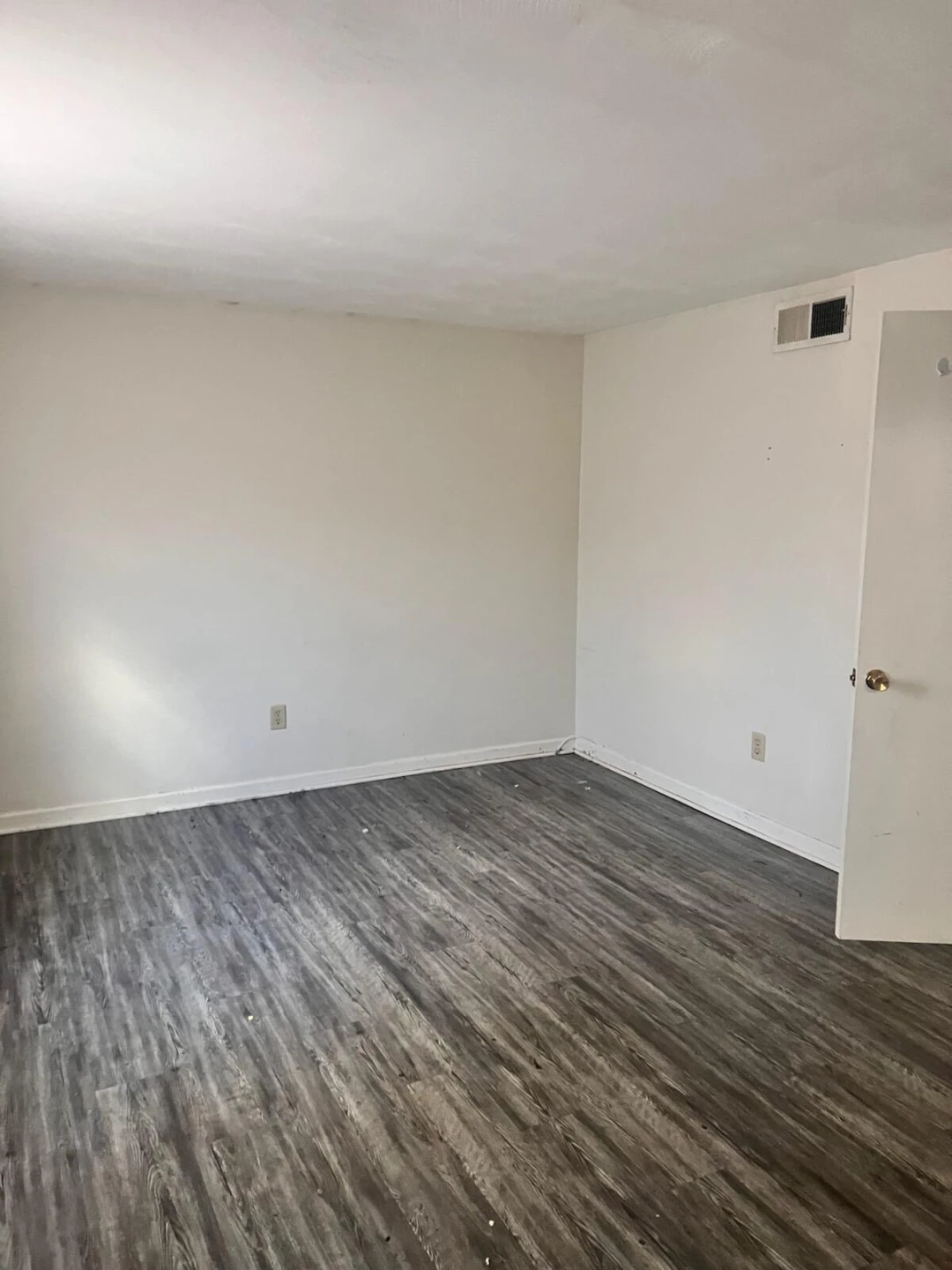 2120 Carvin ST NE - Photo 3