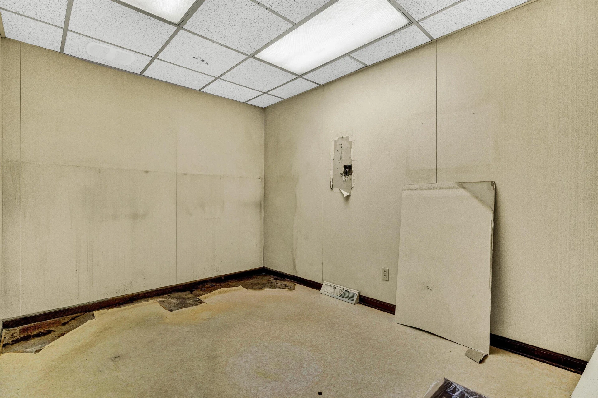 3150 Brambleton AVE - Photo 12