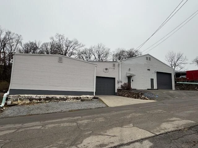 1415 Cleveland AVE SW - Photo 2