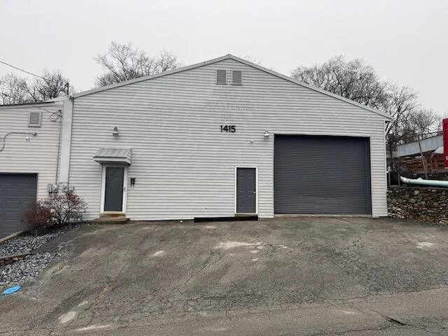 1415 Cleveland AVE SW - Photo 5