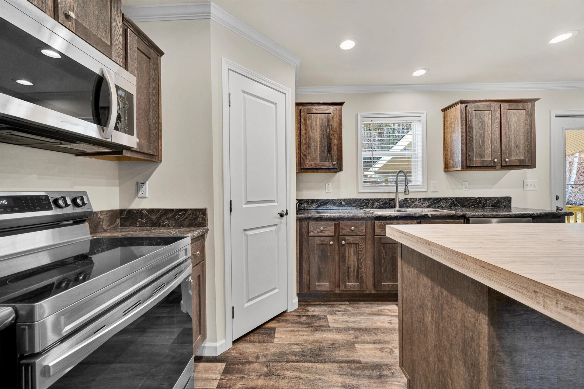 167 MOUNTAIN TOP DR - Photo 18