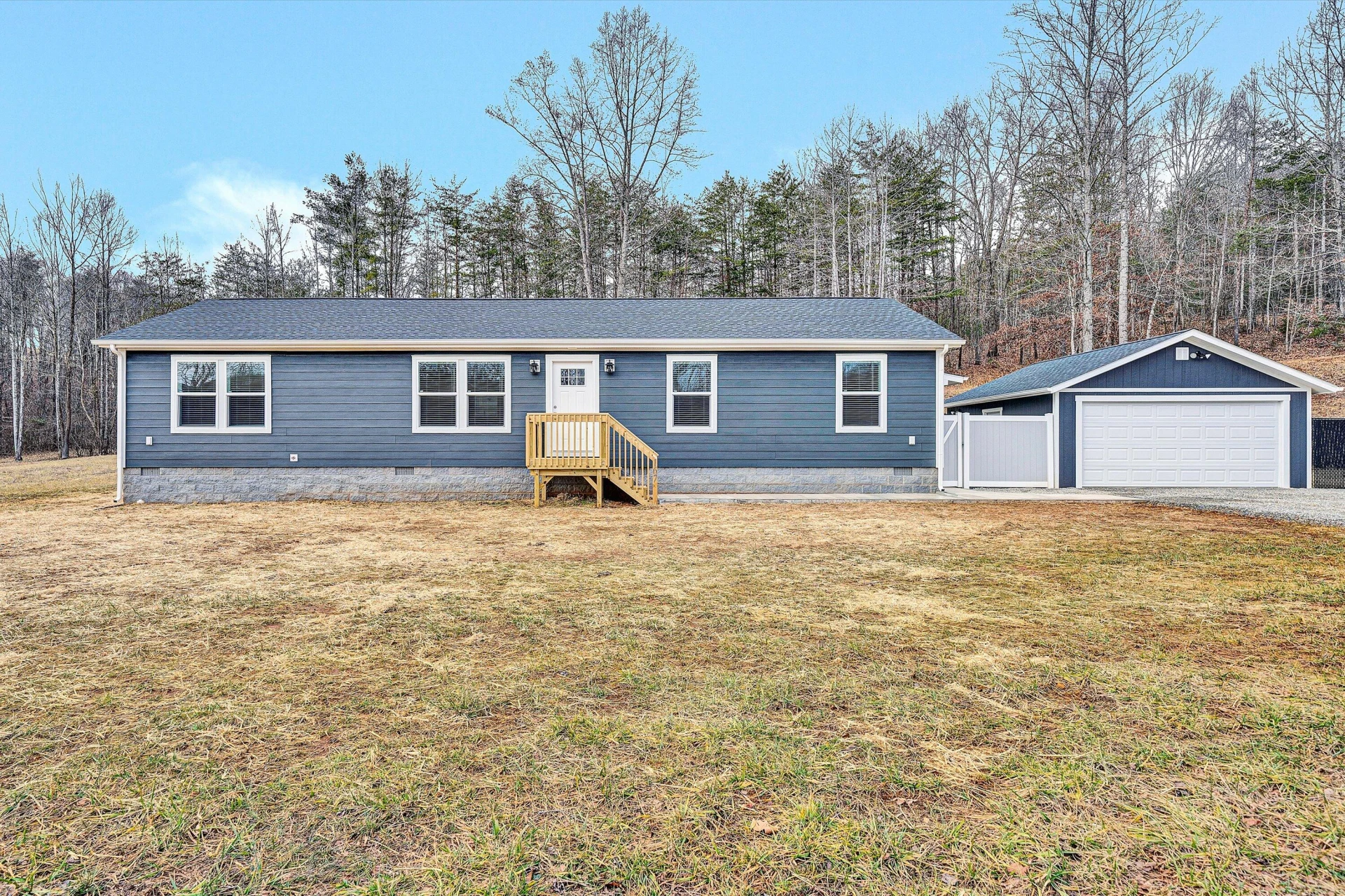 167 MOUNTAIN TOP DR - Photo 2