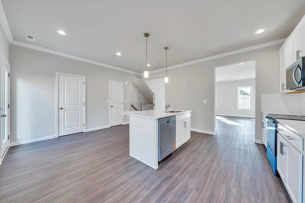 3728 Crescent Ridge DR SW - Photo 10
