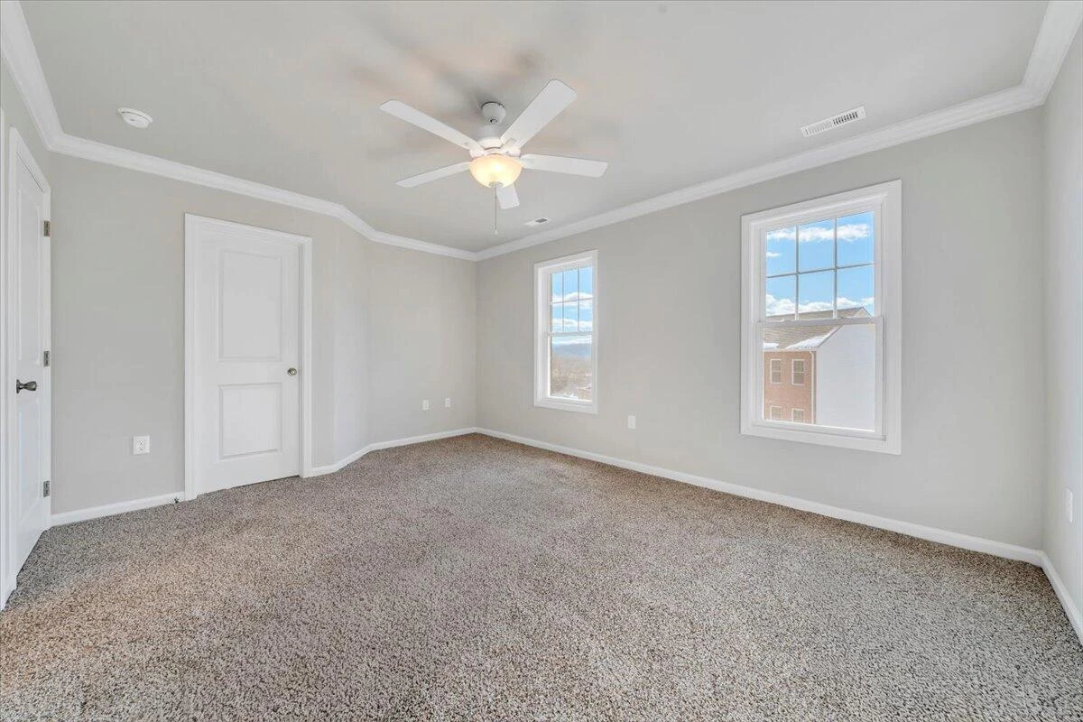 3728 Crescent Ridge DR SW - Photo 11