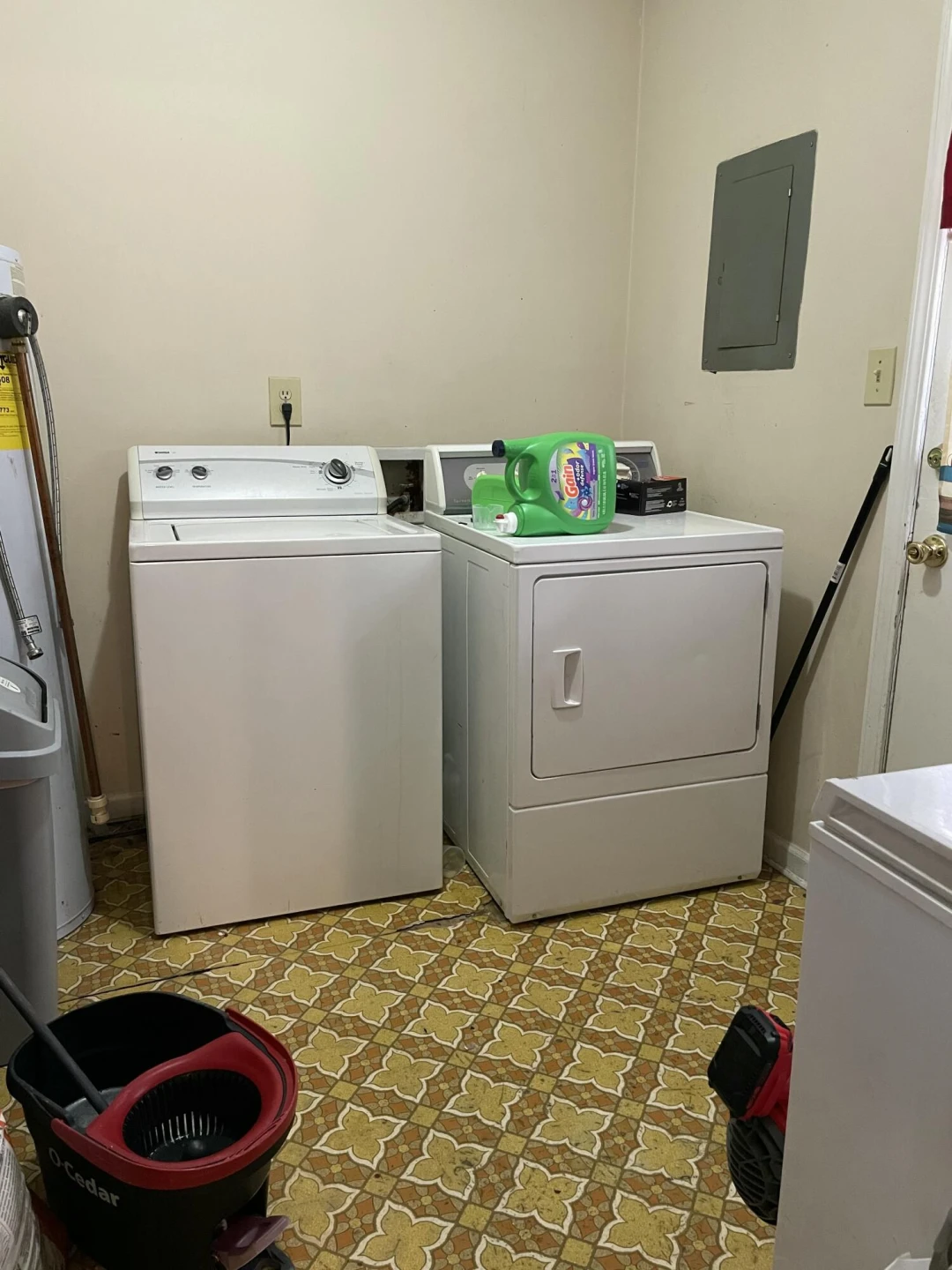 103 Ross ST - Photo 10