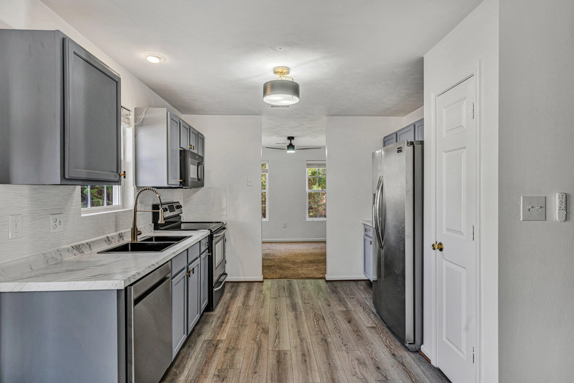 4530 Lomond CIR - Photo 9