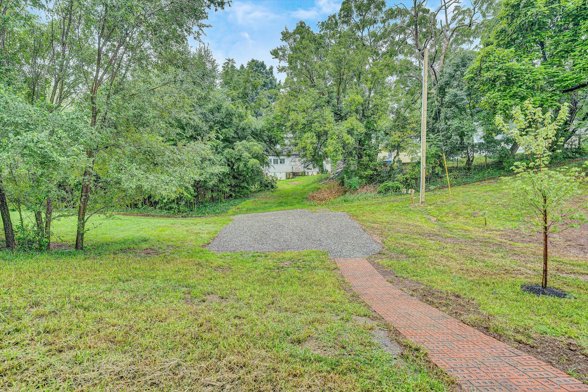 3908 Kentucky AVE NW - Photo 20