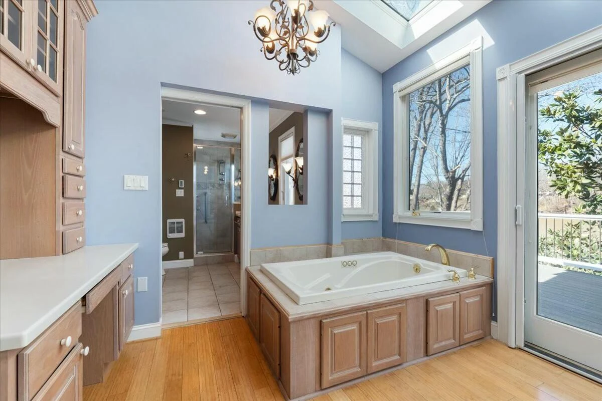 1031 Lakemount DR - Photo 41