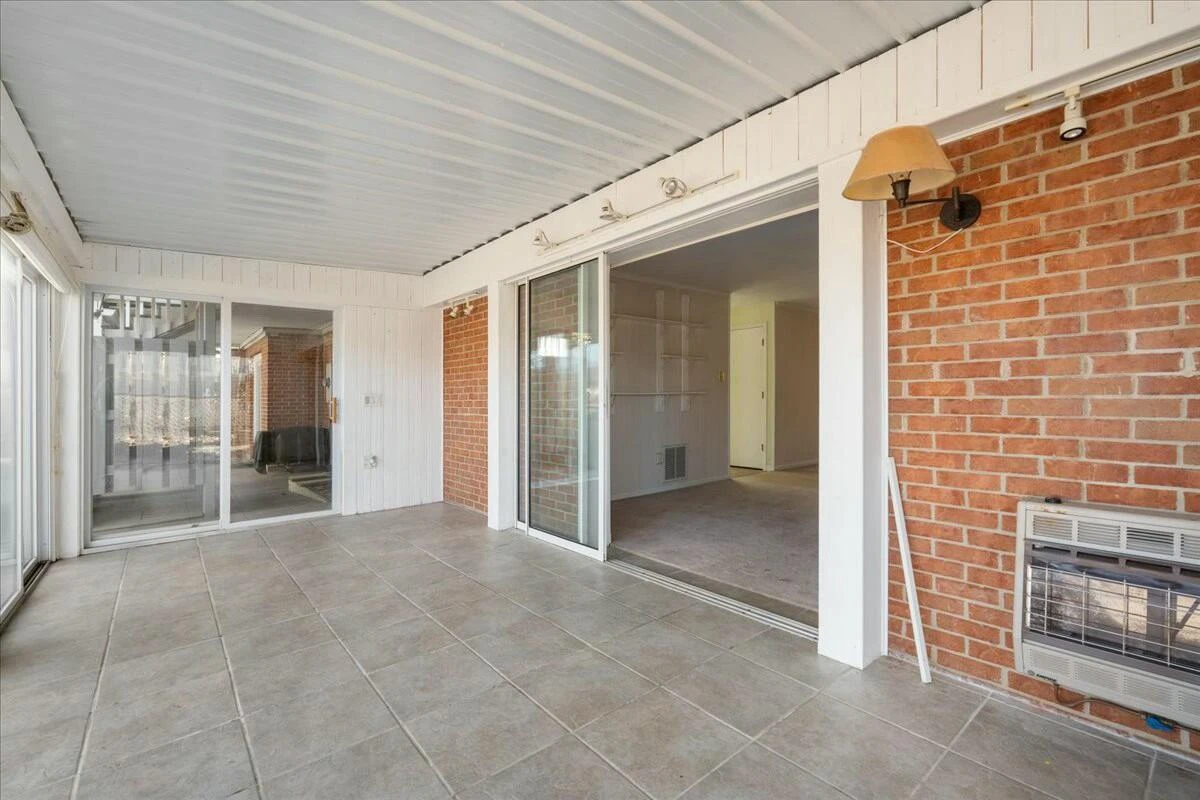 1031 Lakemount DR - Photo 48