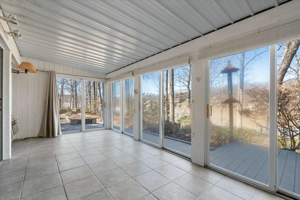1031 Lakemount DR - Photo 49