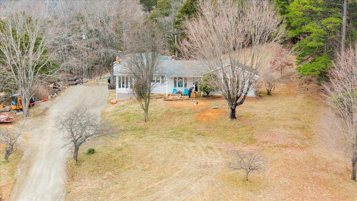 210 Nassau RD #& 148 - Photo 11