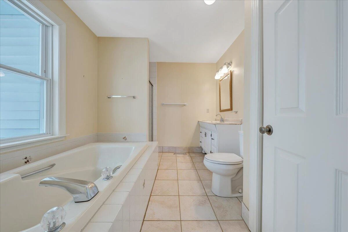 210 Nassau RD #& 148 - Photo 49