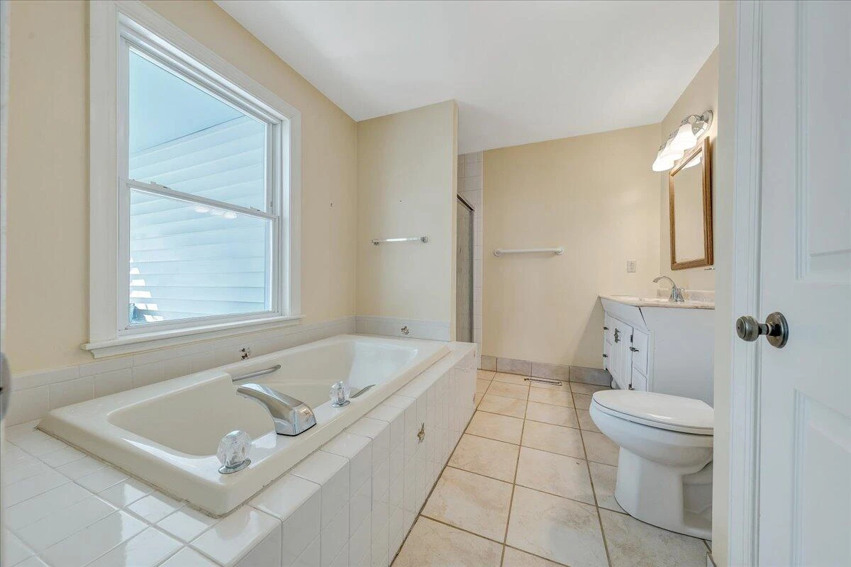 210 Nassau RD #& 148 - Photo 50
