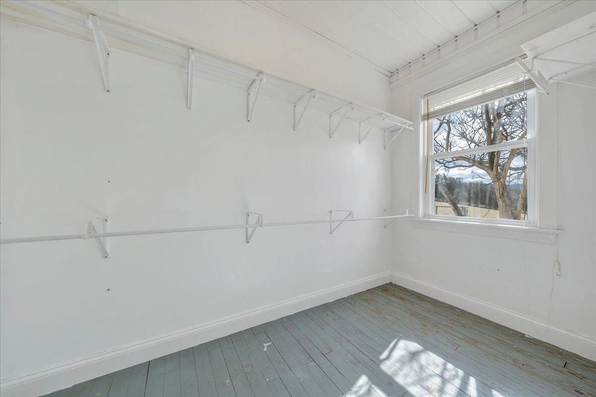 210 Nassau RD #& 148 - Photo 54