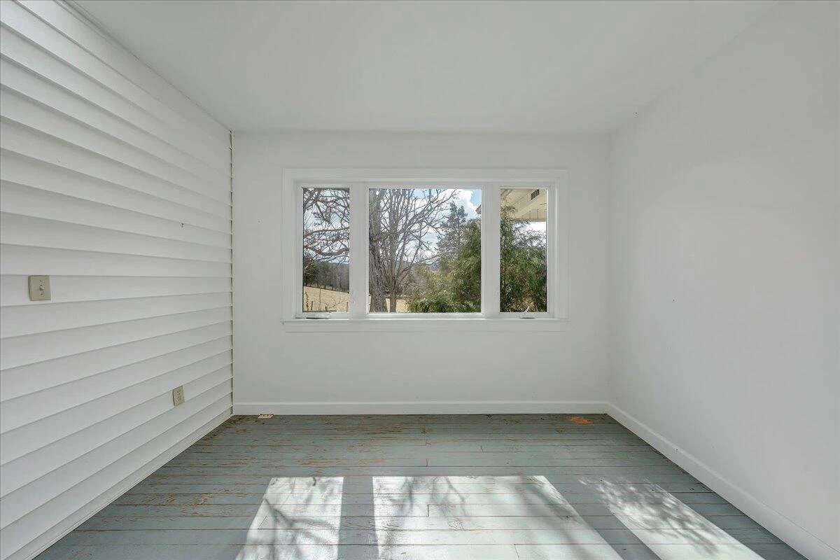 210 Nassau RD #& 148 - Photo 56