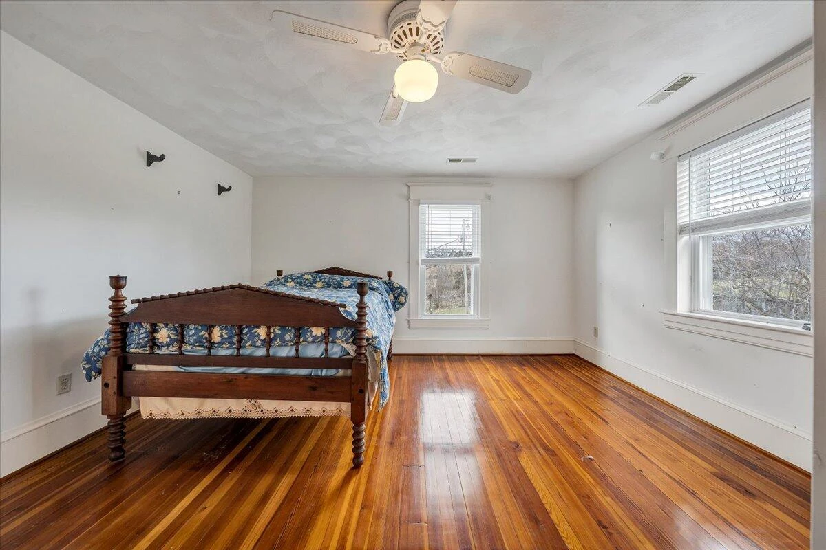 210 Nassau RD #& 148 - Photo 64