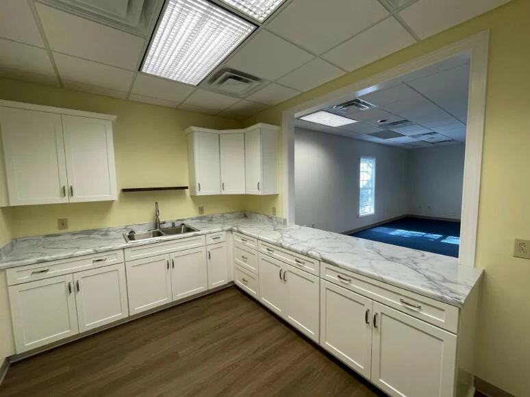 192 Summerfield CT - Photo 4