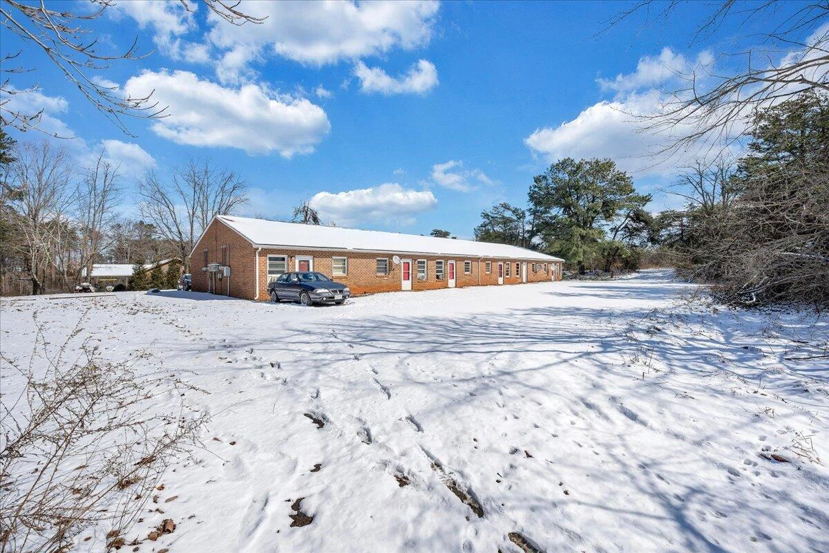 284 Farmers Mountain RD - Photo 3