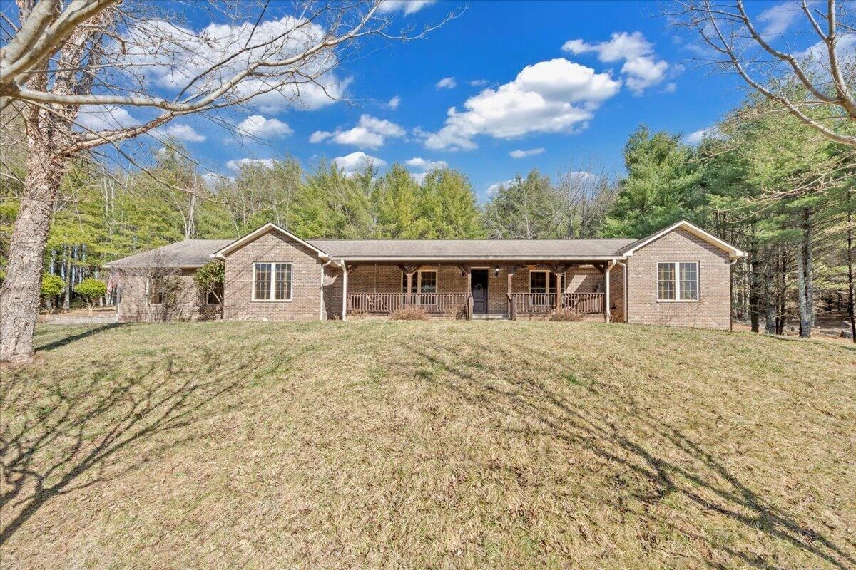181 Borderline RD NW - Photo 3
