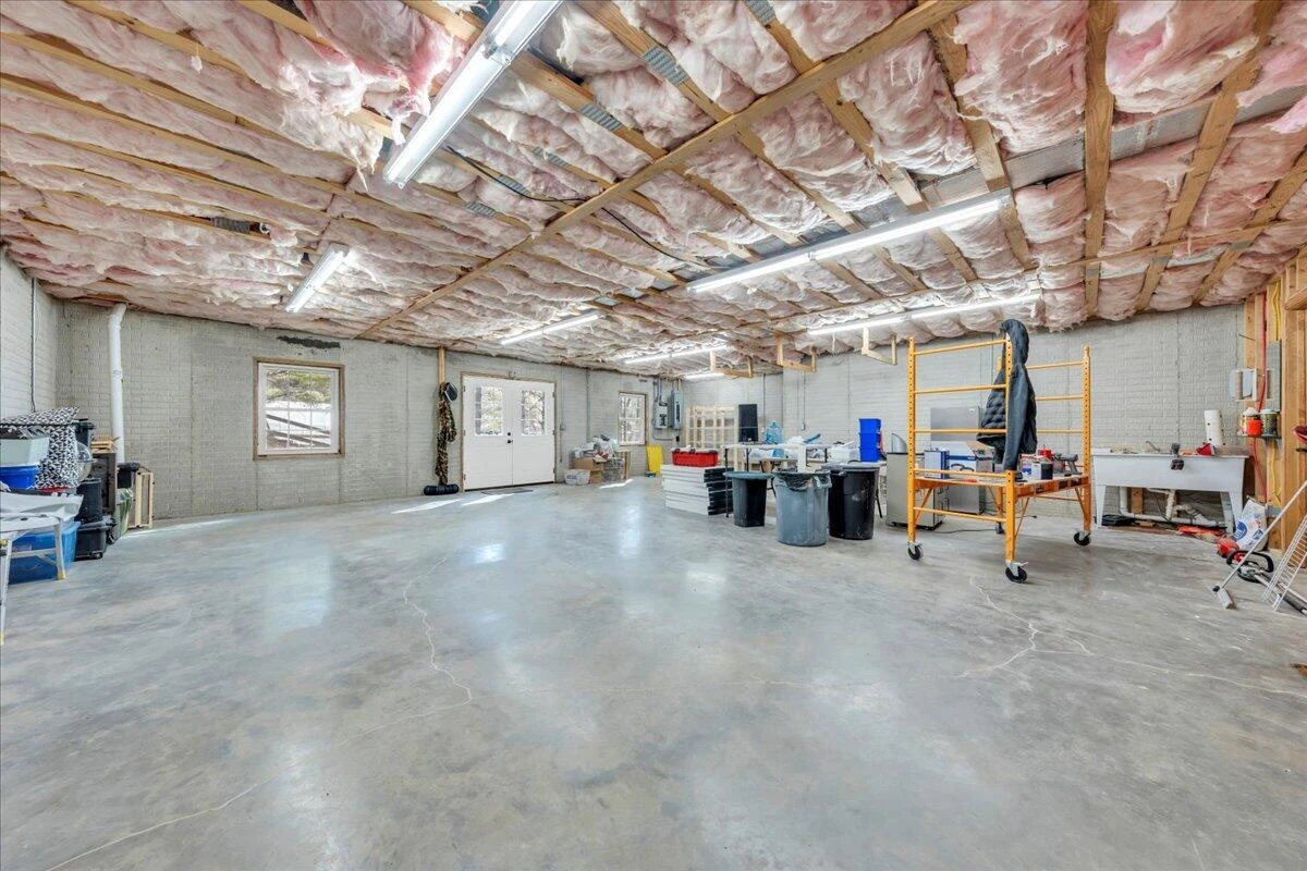 181 Borderline RD NW - Photo 36