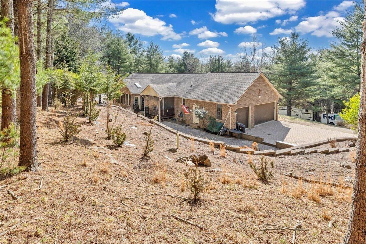 181 Borderline RD NW - Photo 44