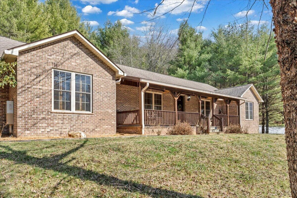 181 Borderline RD NW - Photo 52