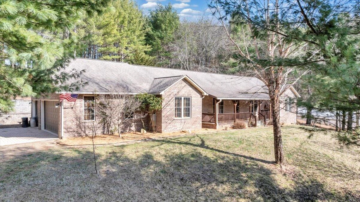 181 Borderline RD NW - Photo 55