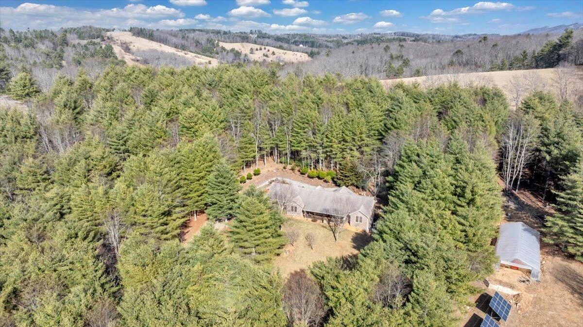 181 Borderline RD NW - Photo 57