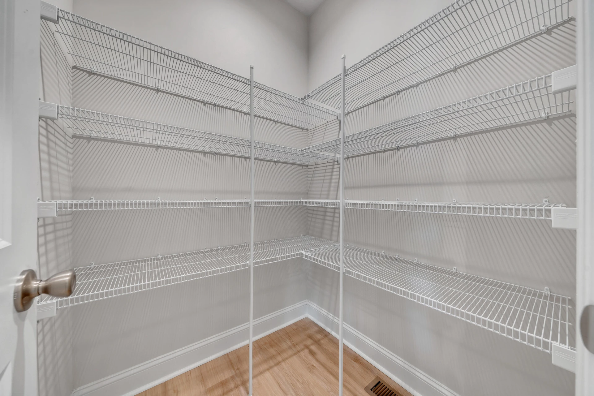 7038 PARKWAY VIEW TRL - Photo 14