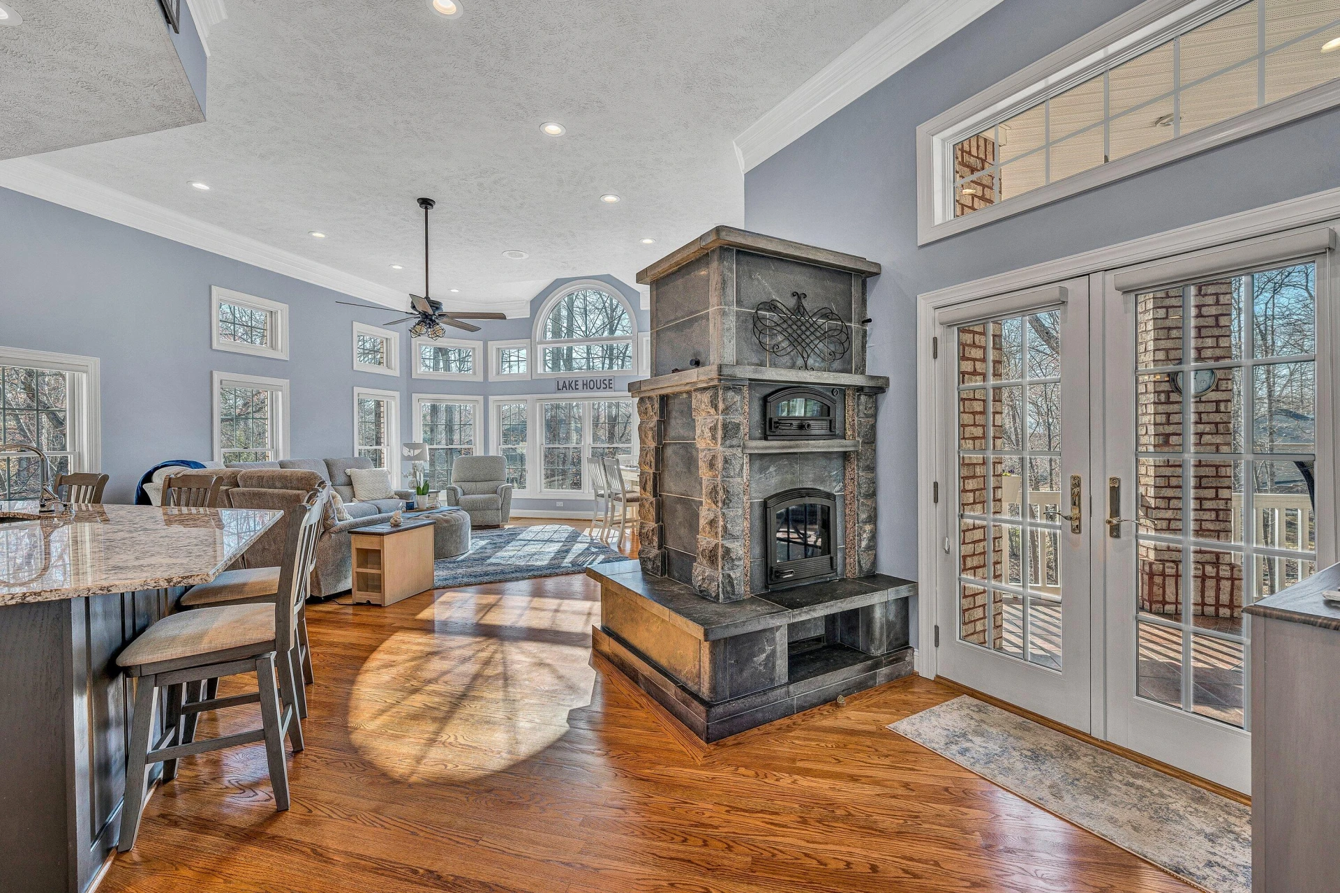 20 Waverly CT - Photo 19