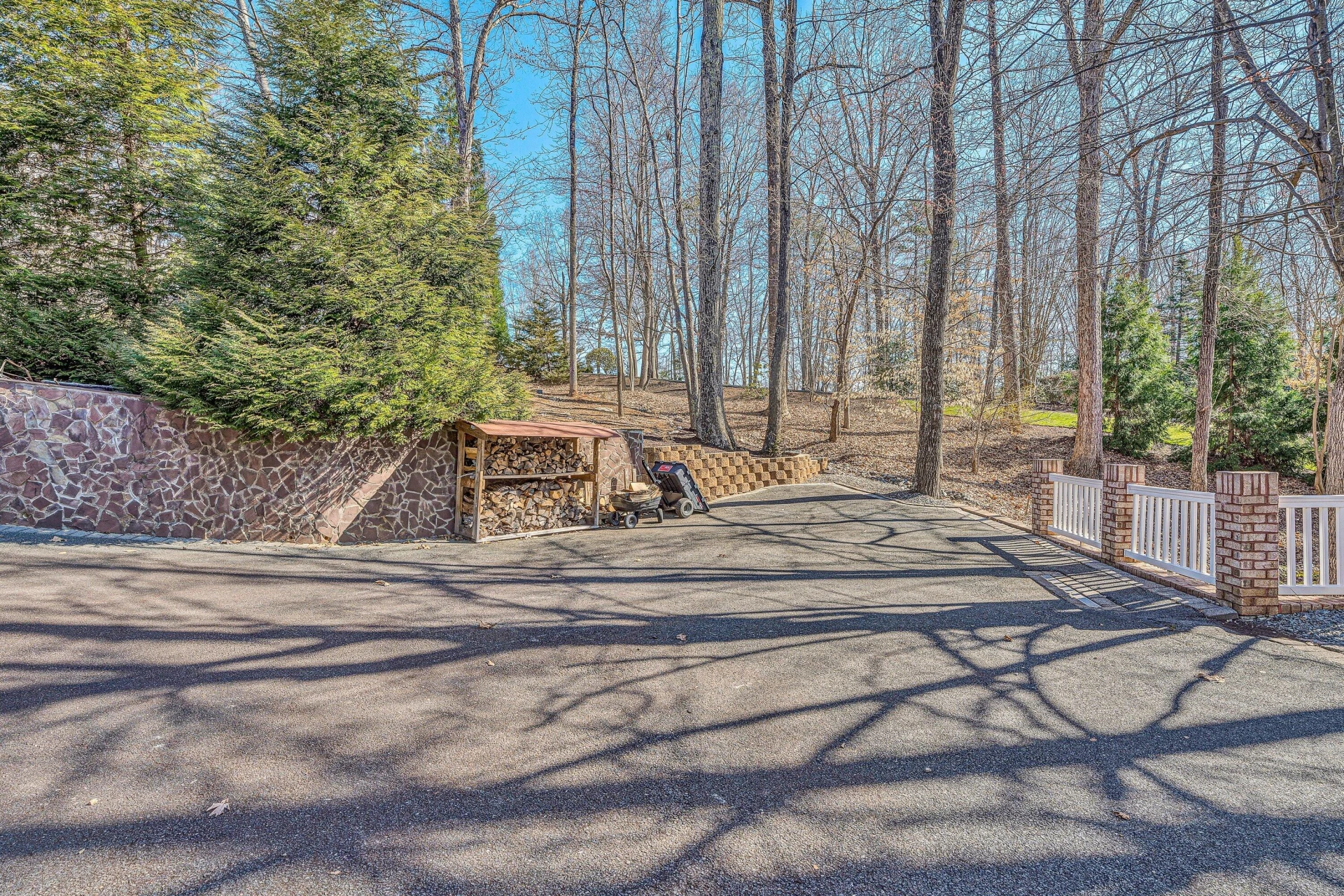 20 Waverly CT - Photo 74