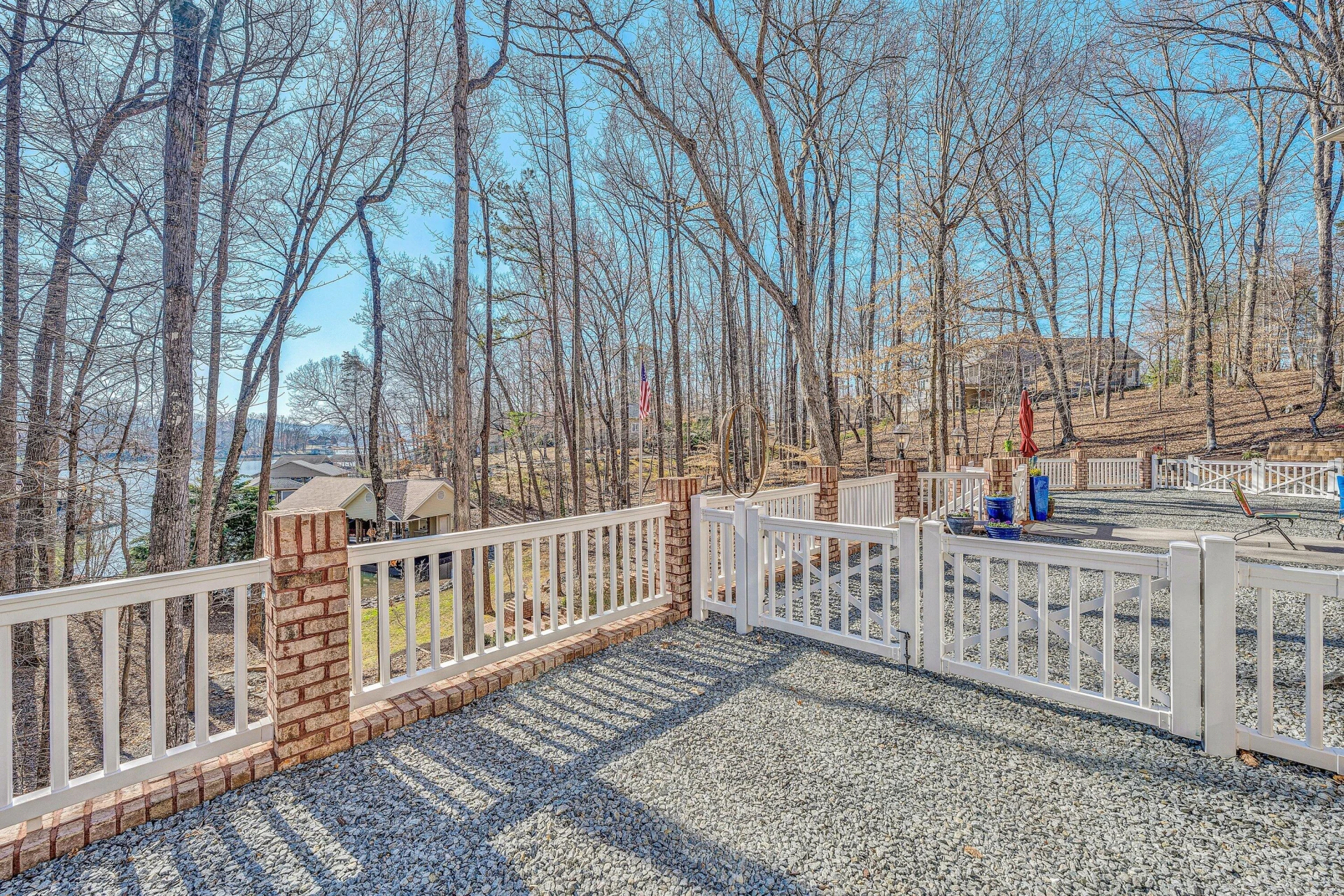 20 Waverly CT - Photo 75