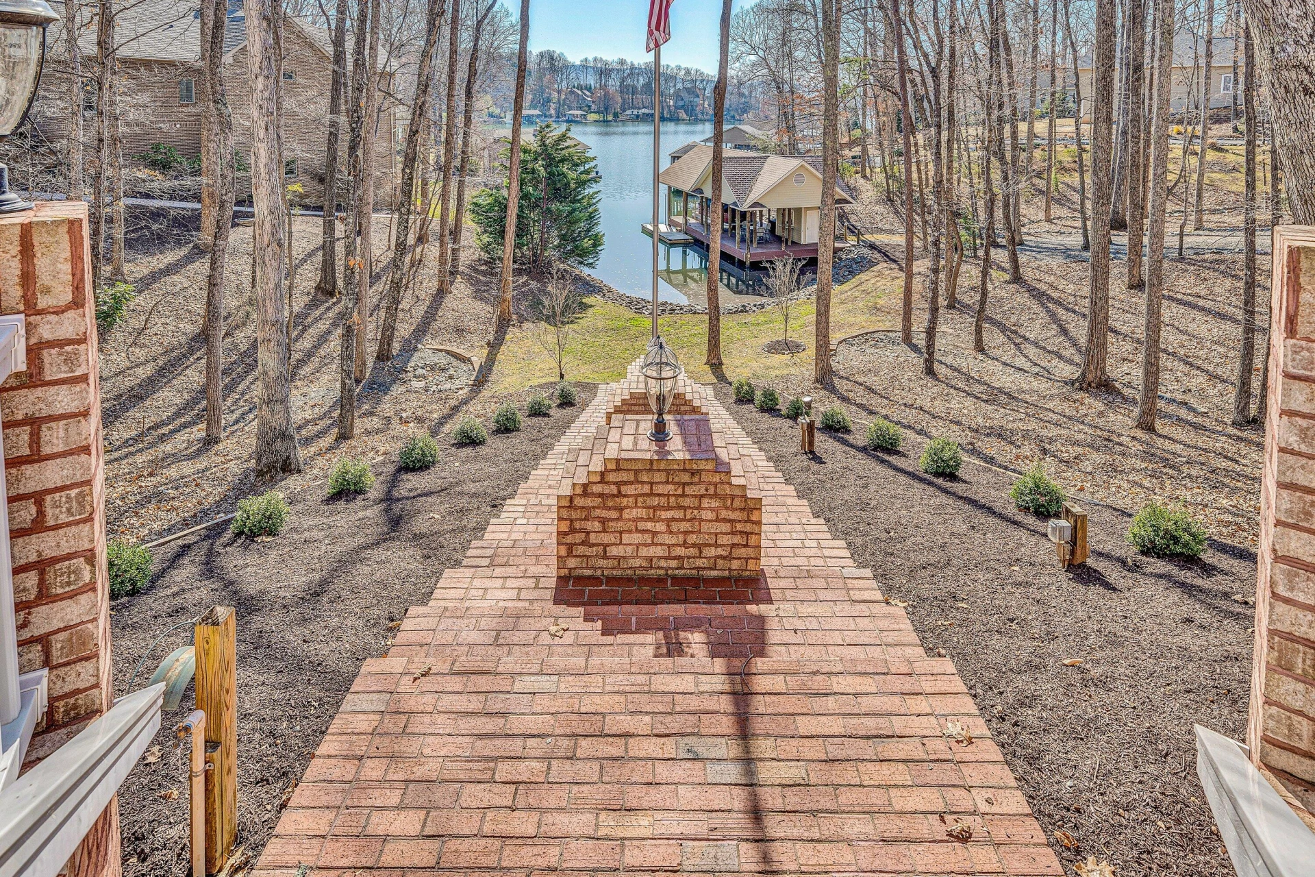 20 Waverly CT - Photo 76