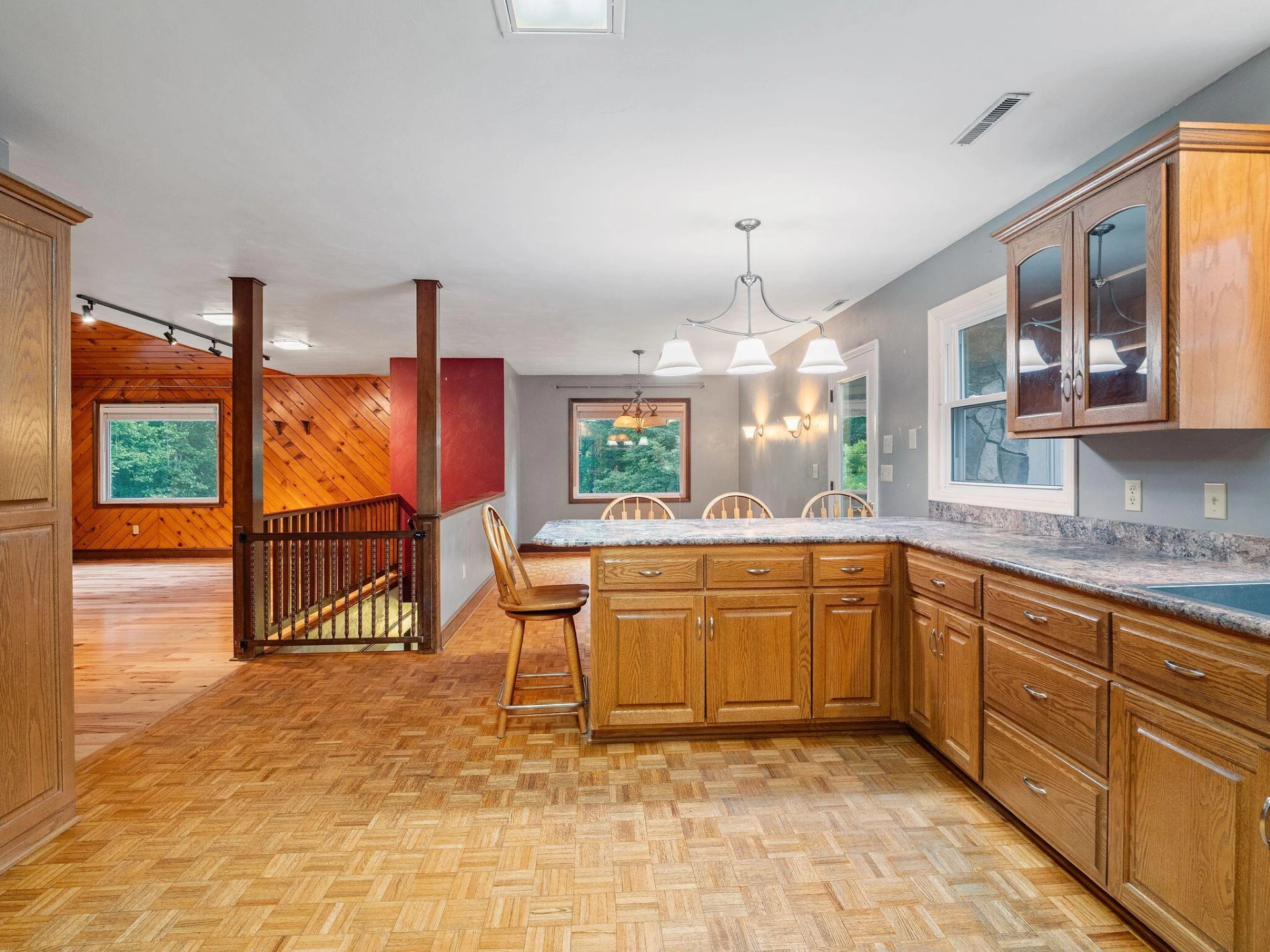 2524 Hopkins RD - Photo 14
