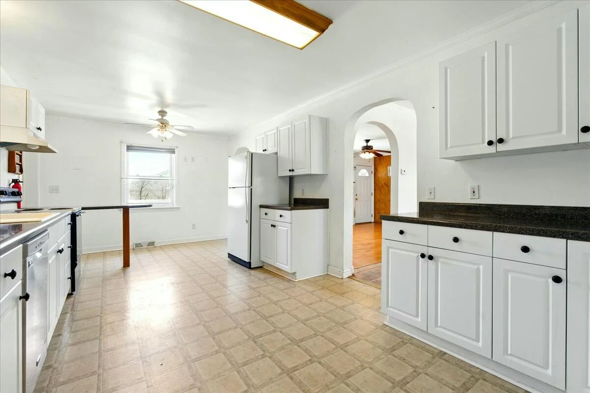 2351 Reese Mountain RD - Photo 10