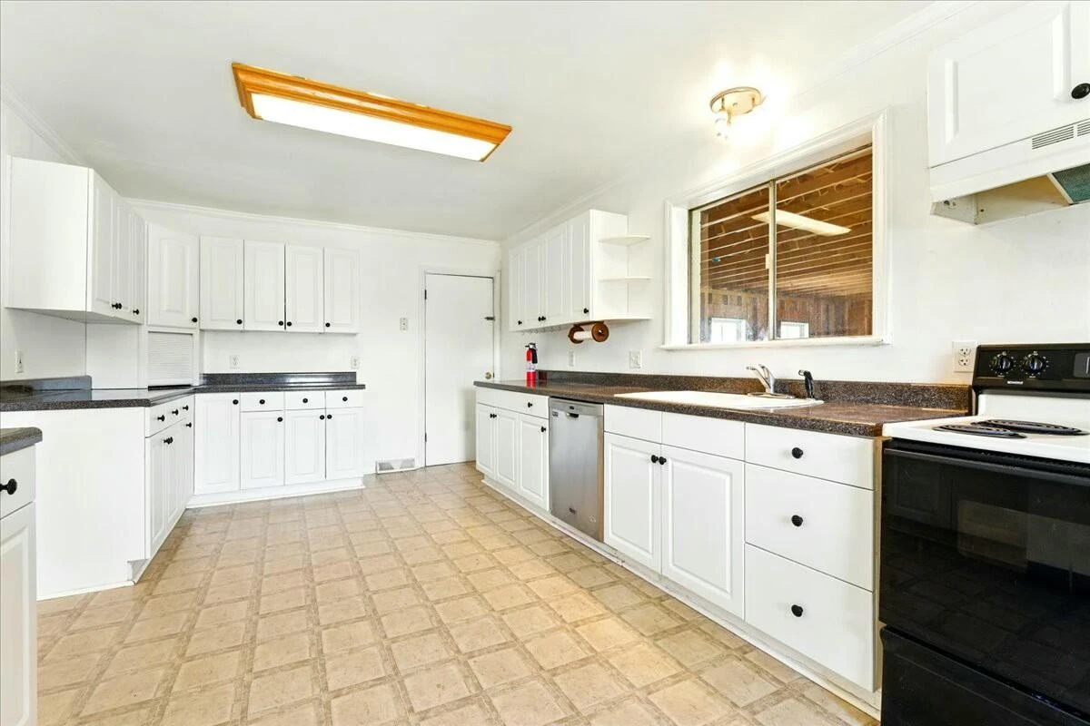 2351 Reese Mountain RD - Photo 12