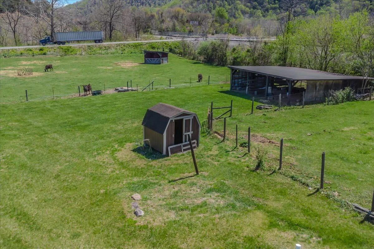 2351 Reese Mountain RD - Photo 51