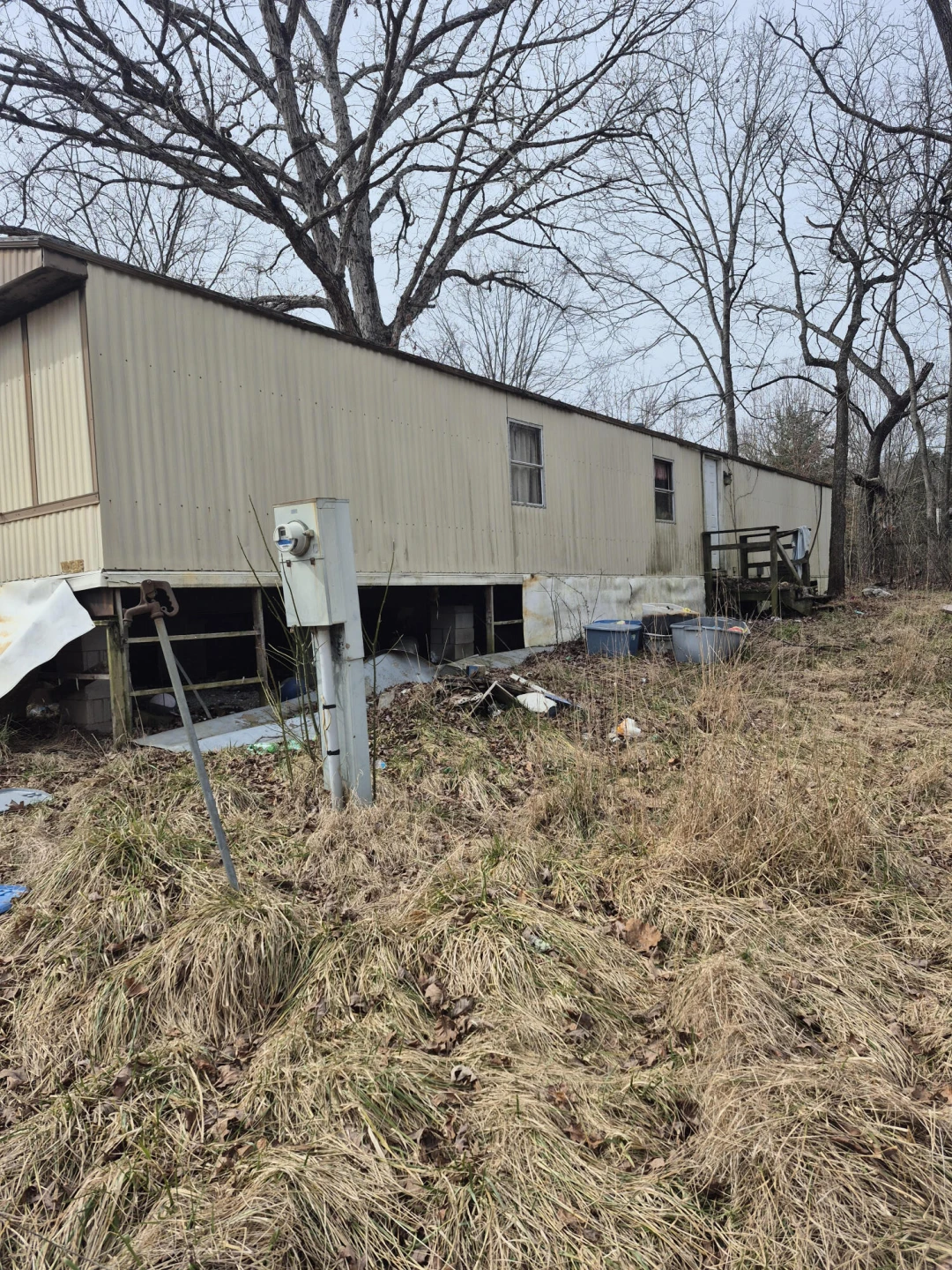 1075 Lithia RD - Photo 3
