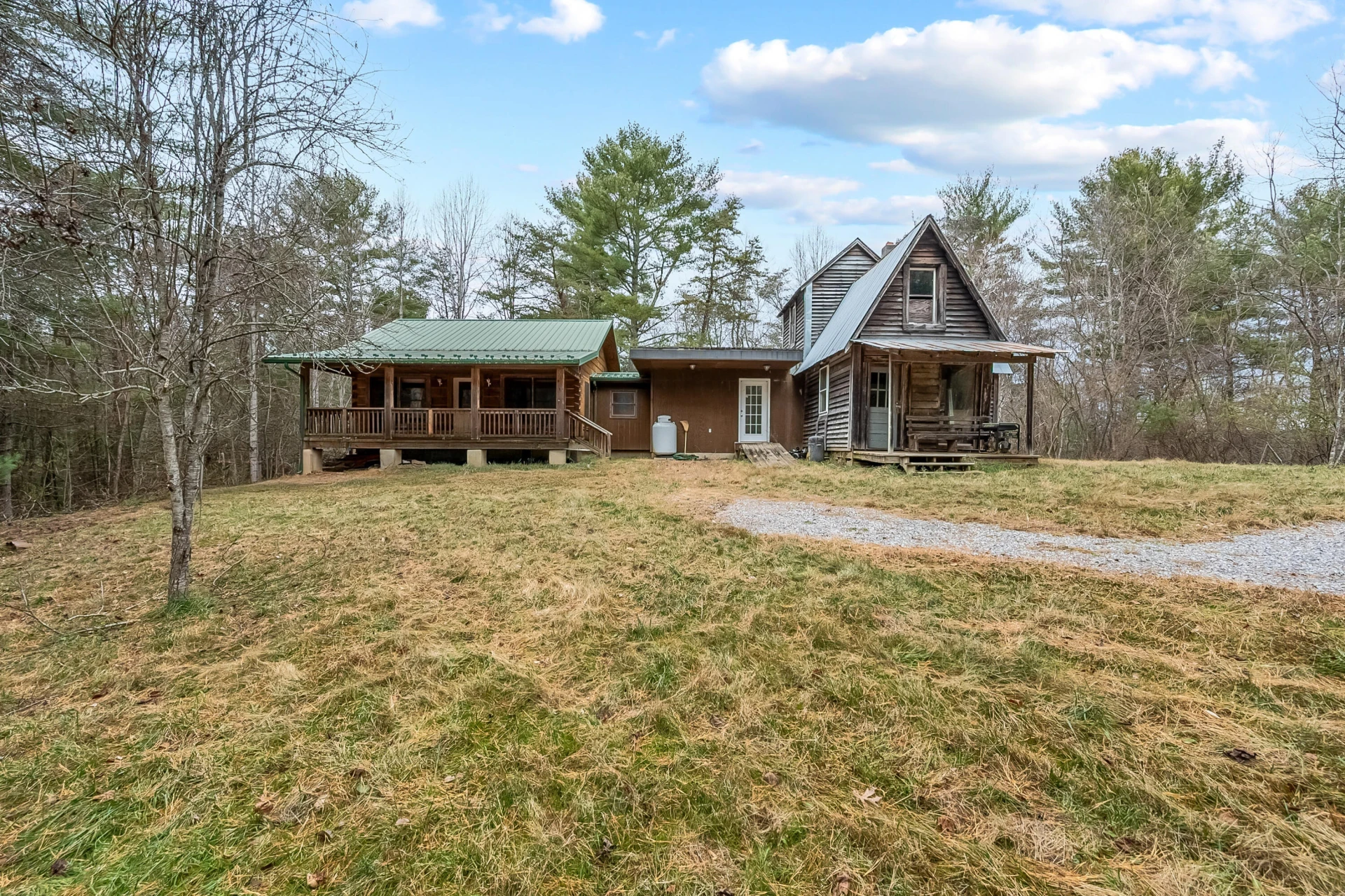 391 Airport RD NW