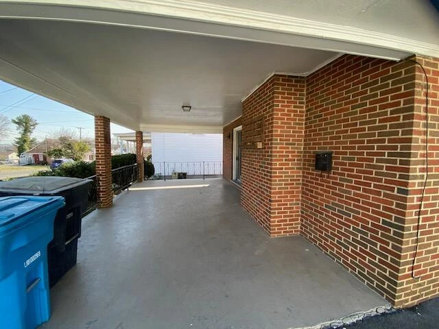1910 Mercer AVE NW - Photo 12