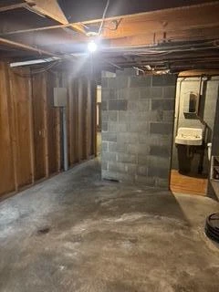 1910 Mercer AVE NW - Photo 17