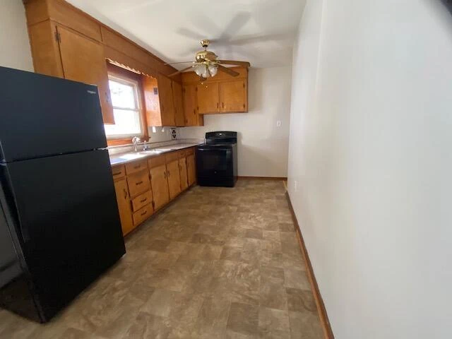 1910 Mercer AVE NW - Photo 7