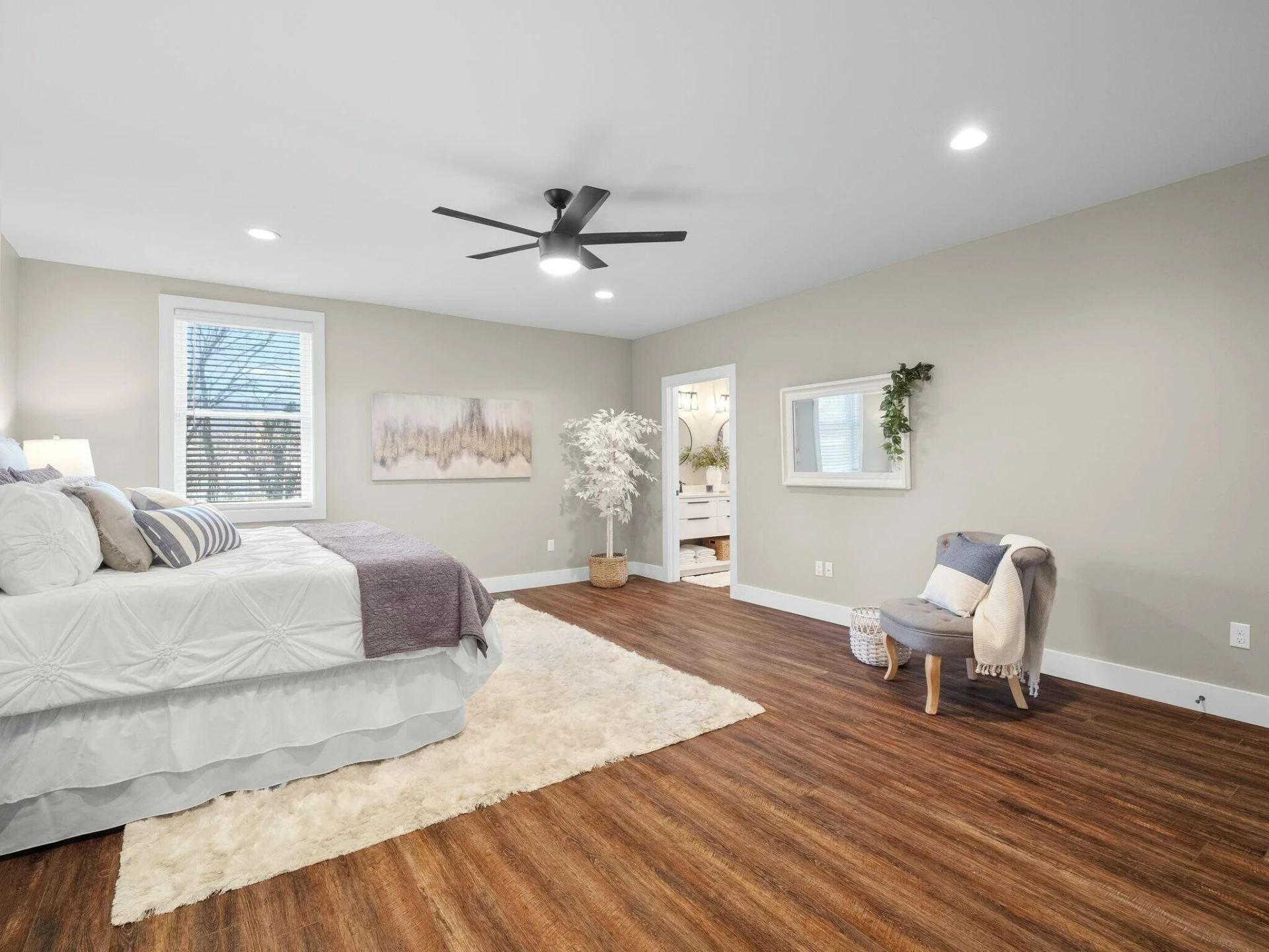 230 Diamond AVE - Photo 26