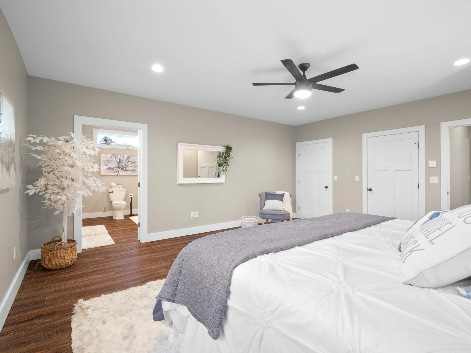 230 Diamond AVE - Photo 30