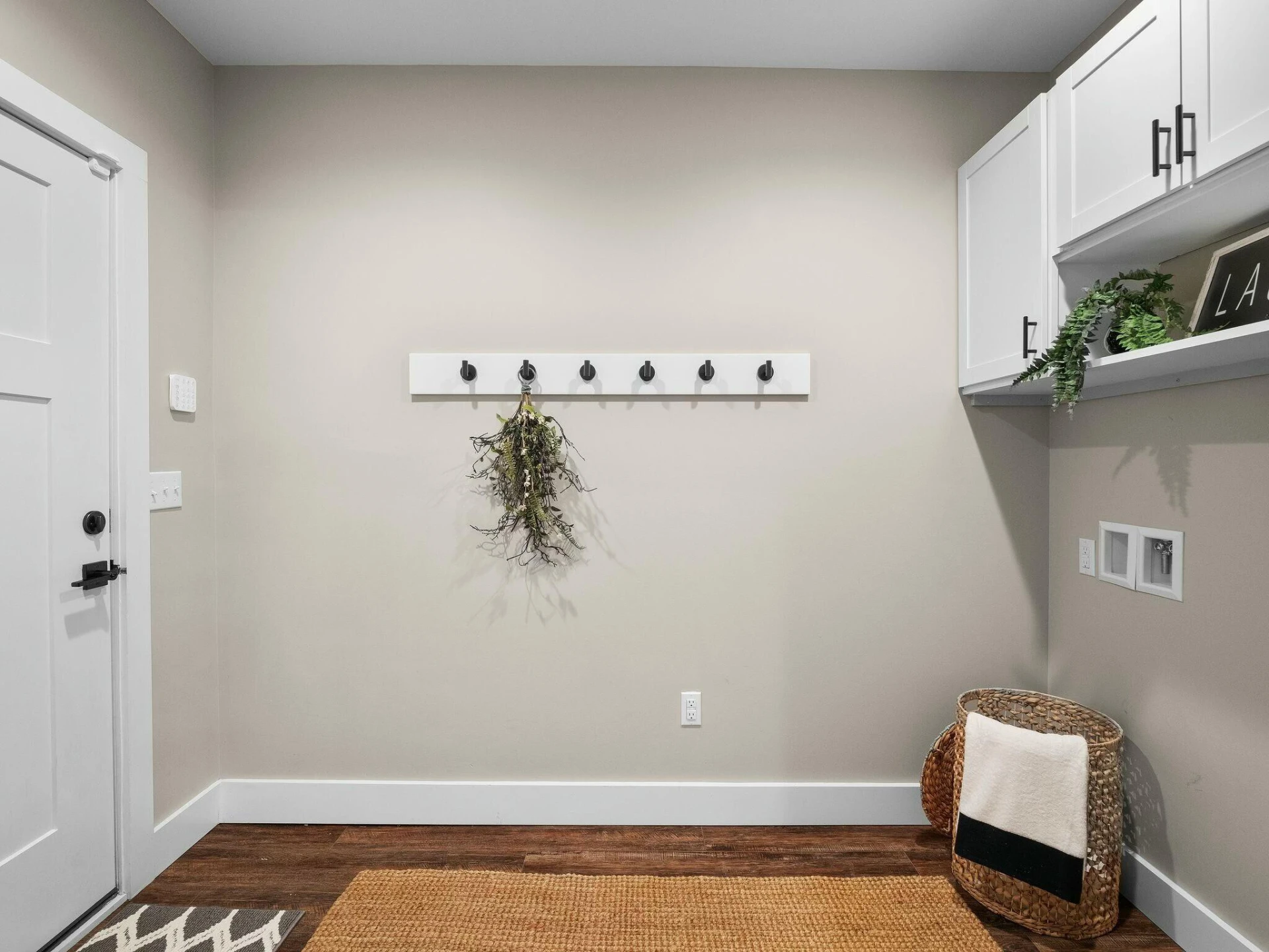 230 Diamond AVE - Photo 43