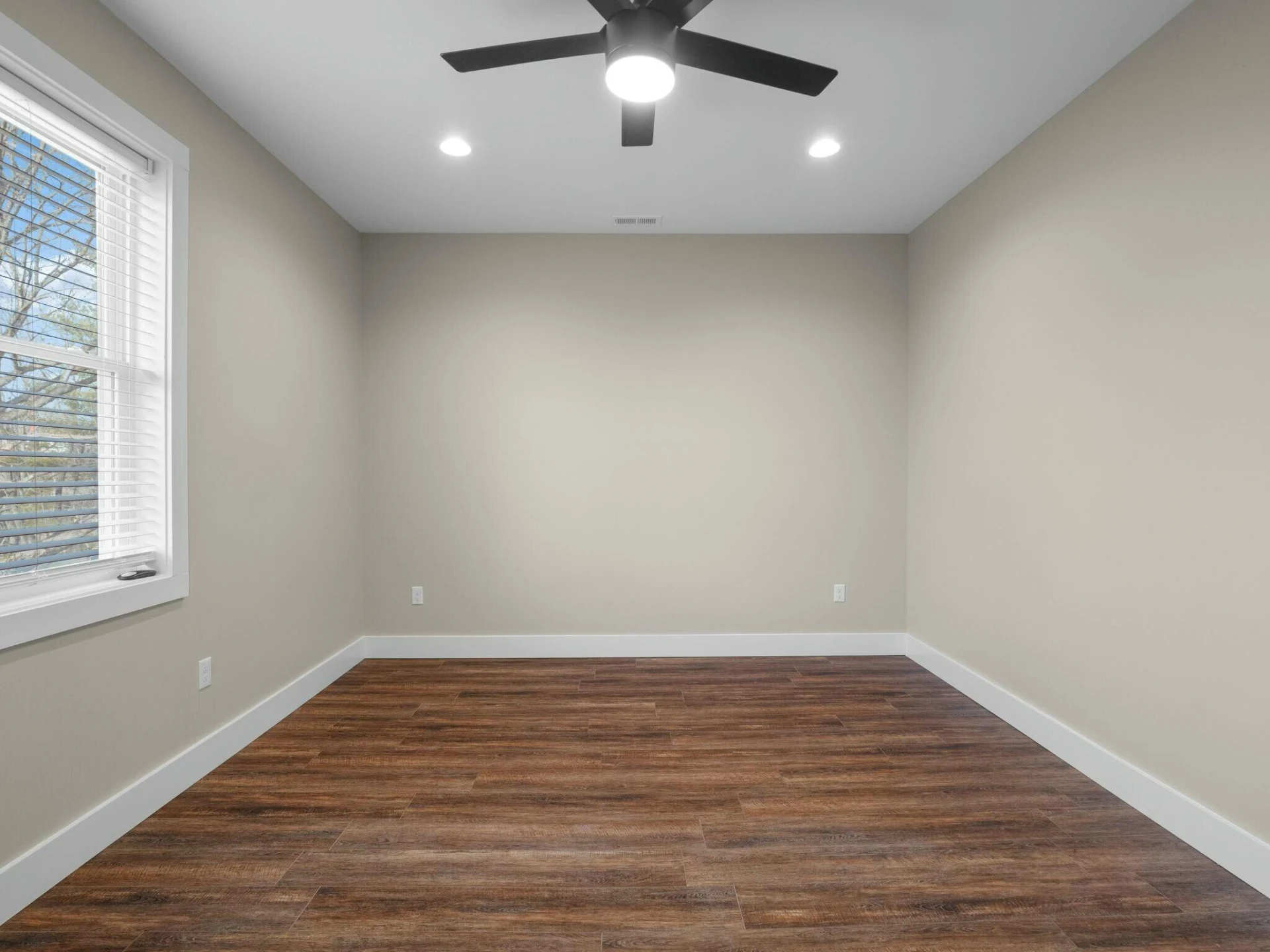230 Diamond AVE - Photo 49