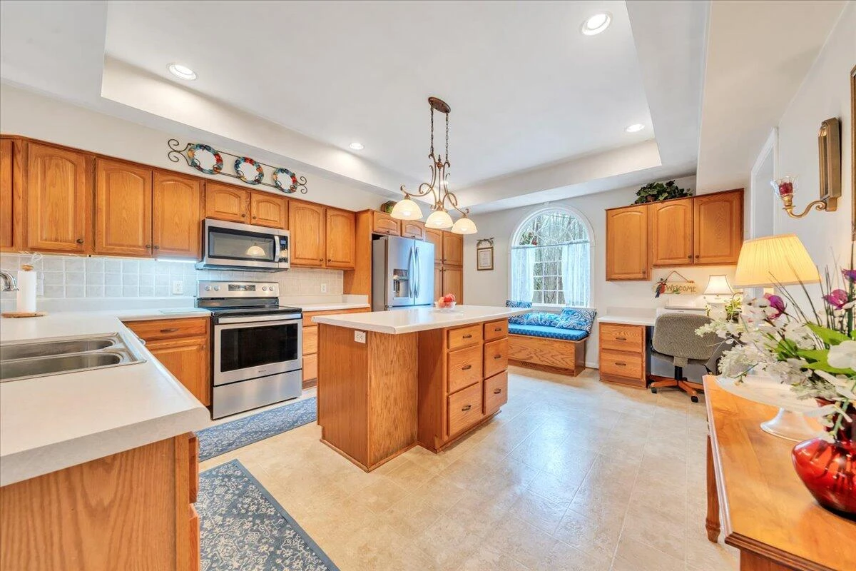 120 Lakecrest DR - Photo 21