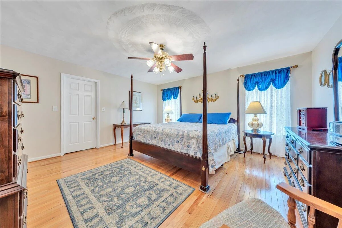 120 Lakecrest DR - Photo 33