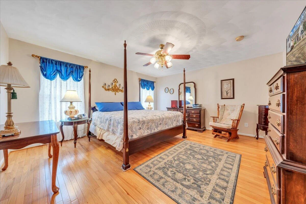 120 Lakecrest DR - Photo 34